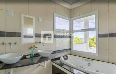 Imagem 6: Casa com 4 dormitórios no bairro João Paulo