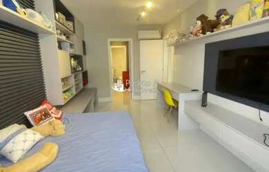 Imagem 13: Imóvel para aluguel e venda tem 380 metros quadrados com 5 quartos