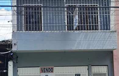 Imagem: A casa possui 5 Dormitórios, 5 Banheiros, 5 Vagas na garagem