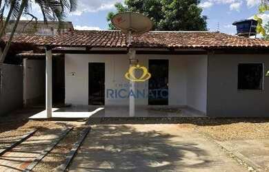 Imagem: A casa possui 2 Dormitórios, 1 Banheiro, 4 Vagas na garagem