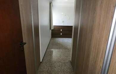 Imagem 16: Espaçoso Apartamento, 143 m2, 3 suites, perto da praia, lavabo em Ponta...