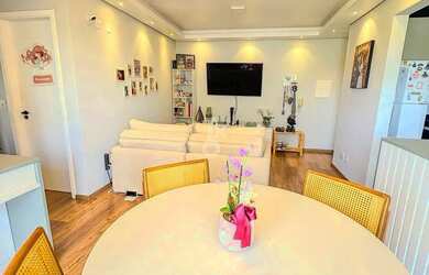 Imagem: O apartamento possui 2 Dormitórios, 1 Banheiro, 1 Vaga na garagem