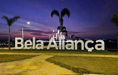 Imagem: O terreno à venda possui 250m² de Área e Imóvel novo e está