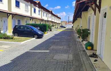 Imagem: A casa em condomínio à venda possui 2 Dormitórios, 2 Banheiros