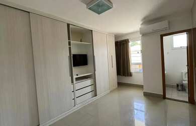 Imagem: A casa em condomínio possui 3 Dormitórios, 3 Banheiros, 2