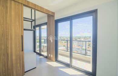 Imagem: O apartamento possui 1 Dormitório, 1 Banheiro, 1 Vaga na garagem