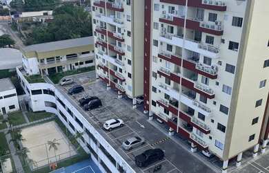 Imagem: O apartamento possui 3 Dormitórios, 2 Banheiros, 2 Vagas na