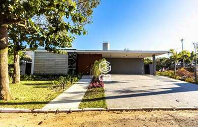 Imagem: A casa em condomínio possui 3 Dormitórios, 4 Banheiros, 5