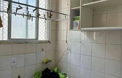 Imagem: O apartamento possui 3 Dormitórios, 1 Banheiro, 1 Vaga na garagem