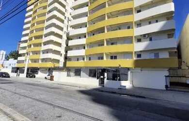 Imagem: O apartamento possui 3 Dormitórios, 1 Banheiro, 3 Vagas na