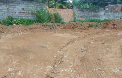 Imagem: O terreno possui 702m² de Área e está localizado em Piatã