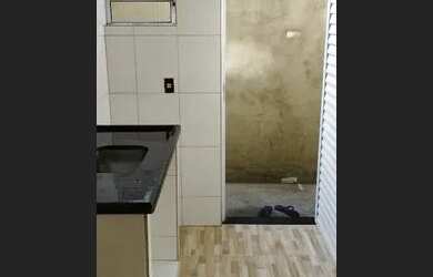 Imagem: O quarto está localizado em Vila Sonia, Praia Grande para alugar