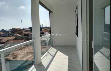 Imagem: A casa possui 2 Dormitórios, 1 Banheiro, 1 Vaga na garagem