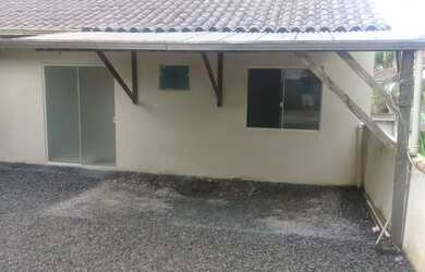 Imagem 2: Casa pra alugar. Área de serviço, 85m² de Área, 1 Vaga na garageme2...