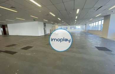 Imagem: O depósito possui 5 Vagas na garagem, 1.809m² de Área e