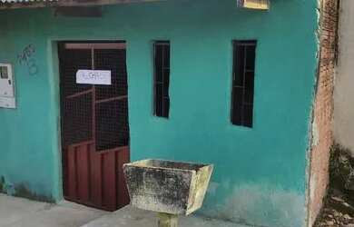 Imagem: A casa possui 2 Dormitórios, 1 Banheiro, 15m² de Área e