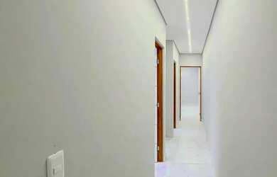 Imagem 5: Imóvel para venda tem 95 metros quadrados com 3 quartos em Vereda Tropical...