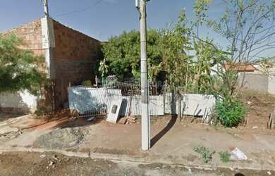 Imagem: O terreno possui 200m² de Área e está localizado em Jardim