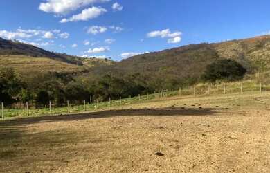 Imagem 13: Fazenda/Sítio/Chácara para venda possui 90 metros quadrados em Canabrava...