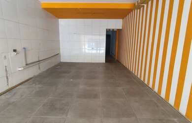 Imagem: A casa possui 5 Dormitórios, 2 Banheiros, 130m² de Área e