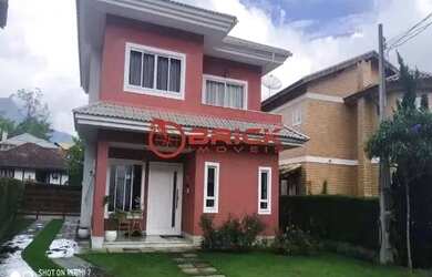 Imagem: A casa em condomínio possui 3 Dormitórios, 3 Banheiros, 3