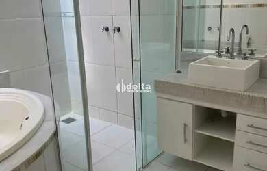 Imagem 10: Casa residencial com 3 suítes disponível para locação no bairro Jardim...