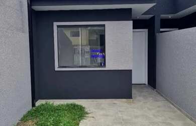 Imagem: A casa possui 2 Dormitórios, 1 Banheiro, 2 Vagas na garagem