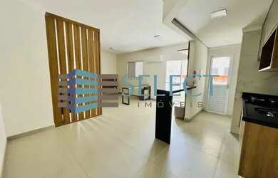 Imagem: O apartamento possui 1 Dormitório, 1 Banheiro, 1 Vaga na garagem