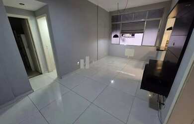 Imagem: O apartamento possui 1 Dormitório, 1 Banheiro e 54m² de Área