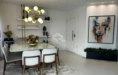 Imagem 3: Apartamento com 3 suítes e 3 vagas de garagem em Itapema