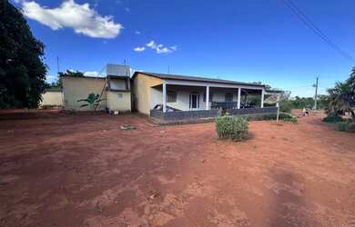 Imagem: A fazenda possui 240m² de Área e está localizado em Santa