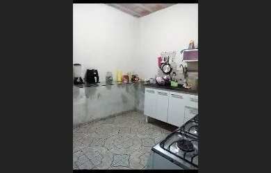 Imagem 5: Duas casas com garagem varanda area de tanque 2 banheiros 90 mil a vista...