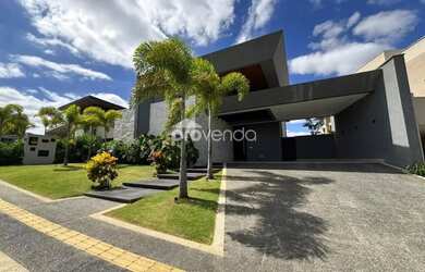 Imagem: A casa possui 3 Dormitórios, 1 Banheiro, 5 Vagas na garagem