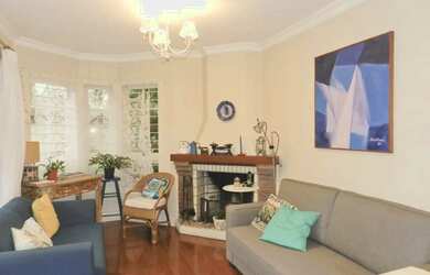 Imagem: A casa em condomínio possui 3 Dormitórios, 4 Banheiros, 2