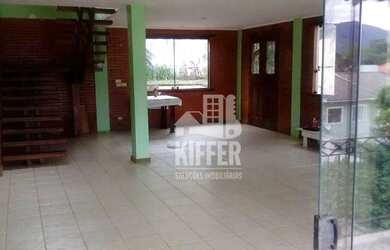 Imagem: A casa possui 5 Dormitórios, 5 Banheiros, 2 Vagas na garagem