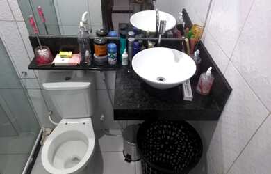 Imagem 16: Vendo Casa. Ar-condicionado, 1 Banheiroe2 Dormitórios