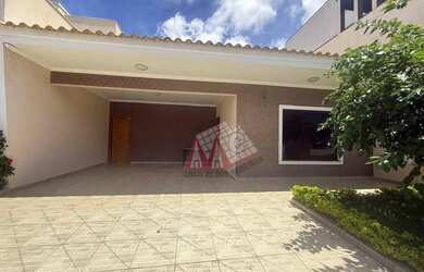 Imagem: A casa em condomínio possui 3 Dormitórios, 3 Banheiros, 155m²