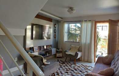 Imagem: A casa em condomínio possui 3 Dormitórios, 3 Banheiros, 2