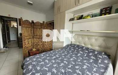 Imagem: O apartamento possui 1 Dormitório, 1 Banheiro, 32m² de Área