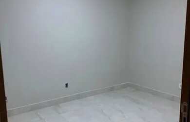 Imagem 4: Vendo apartamento 3 qtos. Varanda, 90m² de Área, 1 Vaga na garageme3...
