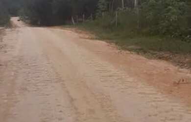 Imagem: O terreno possui 1.000m² de Área e está localizado em Santo