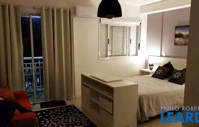 Imagem: O apartamento possui 1 Dormitório, 1 Banheiro, 1 Vaga na garagem