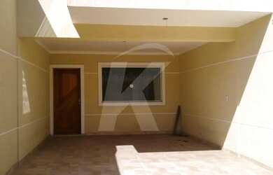 Imagem: A casa possui 3 Dormitórios, 4 Banheiros, 4 Vagas na garagem