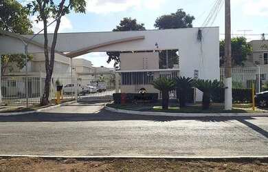 Imagem: A casa em condomínio possui 3 Dormitórios, 1 Banheiro, 1 Vaga