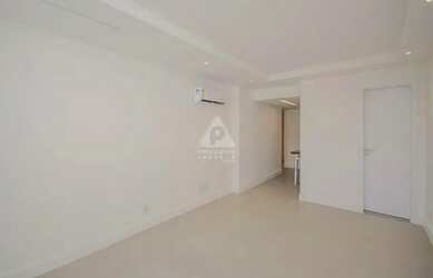 Imagem 6: Insight Praia do Flamengo, apartamento tipo studio primeira locação...