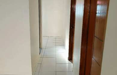 Imagem 2: Casa 05 quartos 03 banheiros no ouro verde enfrente ao Sesi clube