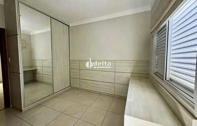 Imagem 11: Casa residencial com 3 suítes disponível para locação no bairro Jardim...