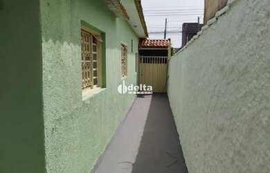 Imagem 13: Casa residencial com 3 quartos disponível para locação no bairro Tubalina...