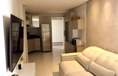 Imagem: O apartamento possui 1 Dormitório, 1 Banheiro, 1 Vaga na garagem