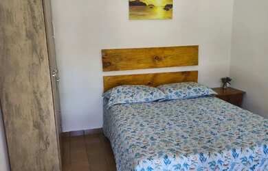 Imagem: A kitnet possui 1 Dormitório, 1 Banheiro, 1 Vaga na garagem